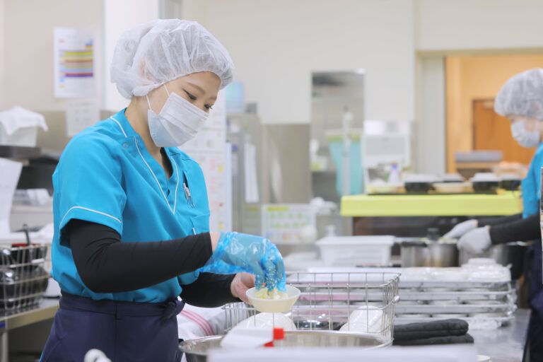 リヤンドファミーユの調理師・調理スタッフ募集