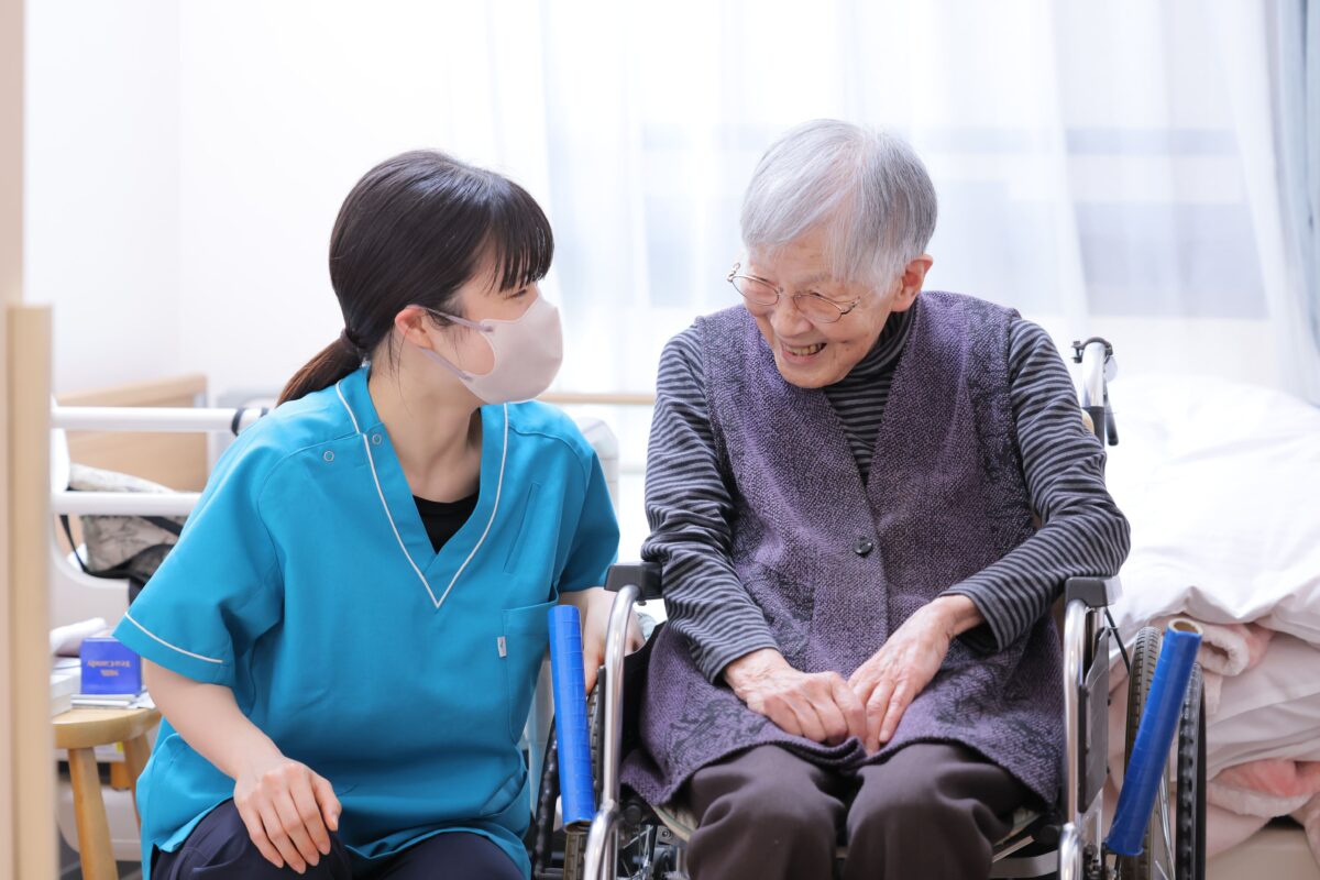 静岡県藤枝市にある複合型介護施設・リヤンドファミーユ　介護福祉士