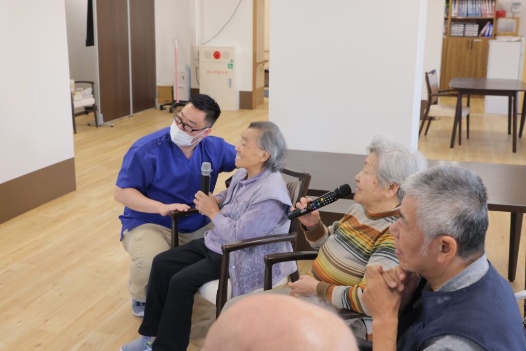 宮城県仙台市太白区にある医療対応型ホーム・リヤンド-絆-仙台太白で働く介護福祉士