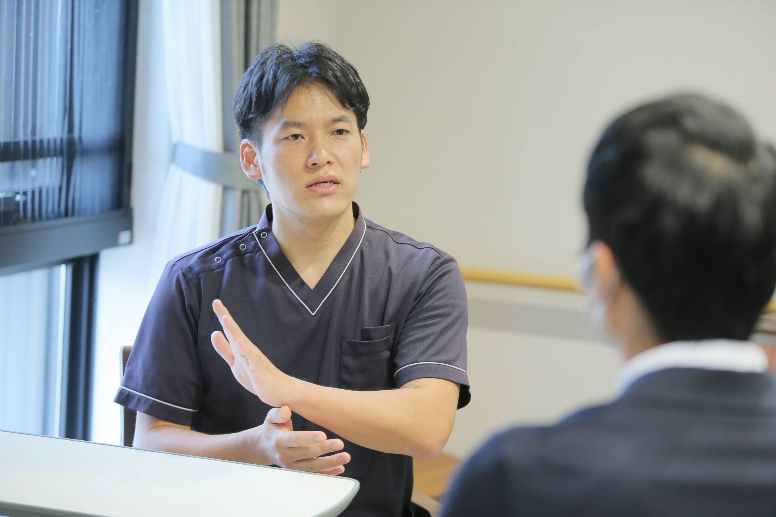 静岡県藤枝市にある医療対応型サービス付き高齢者向け住宅・医療対応型ホーム リヤンドファミーユで働く介護職員