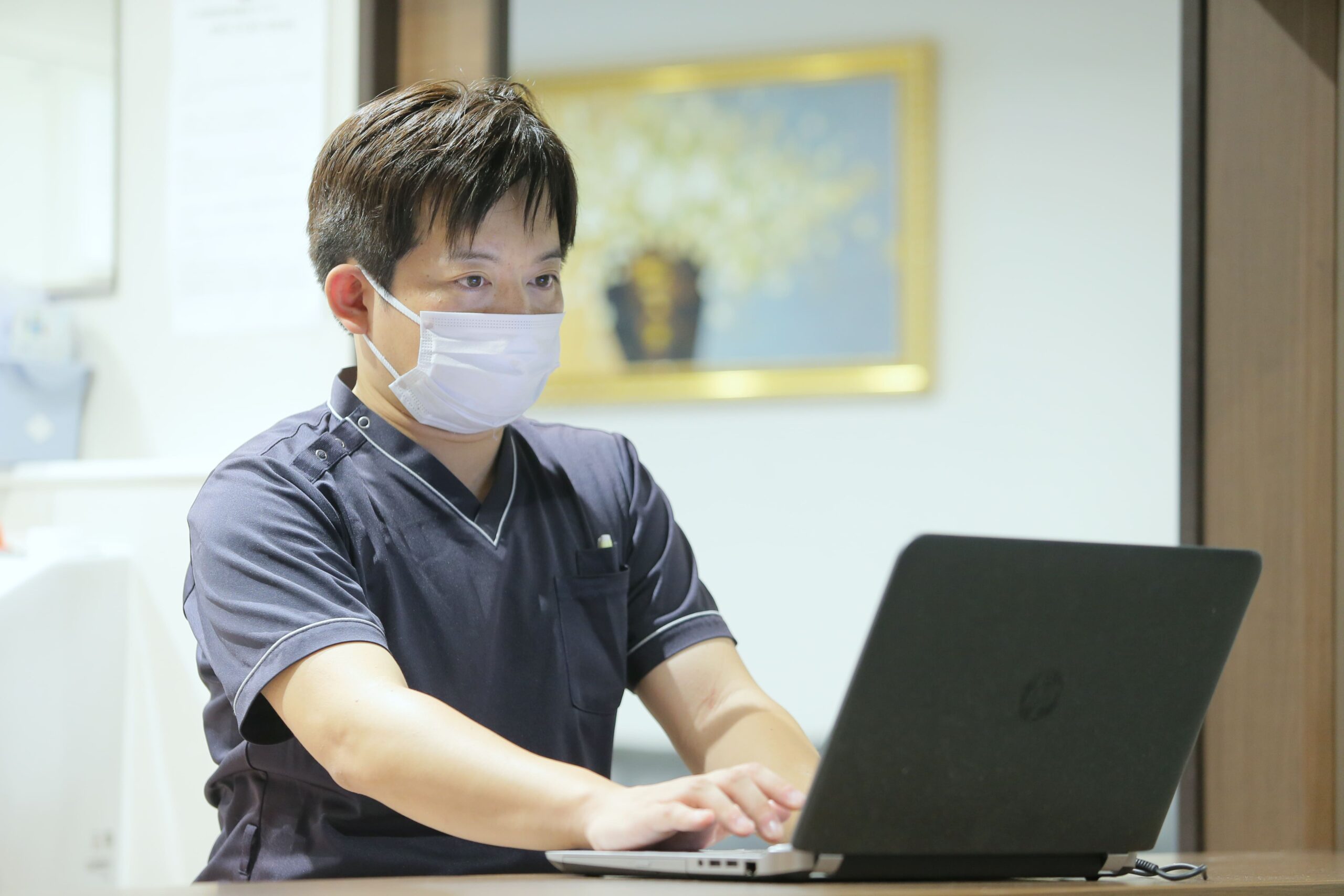 静岡県藤枝市にある医療対応型サービス付き高齢者向け住宅・医療対応型ホーム リヤンドファミーユで働く介護職員