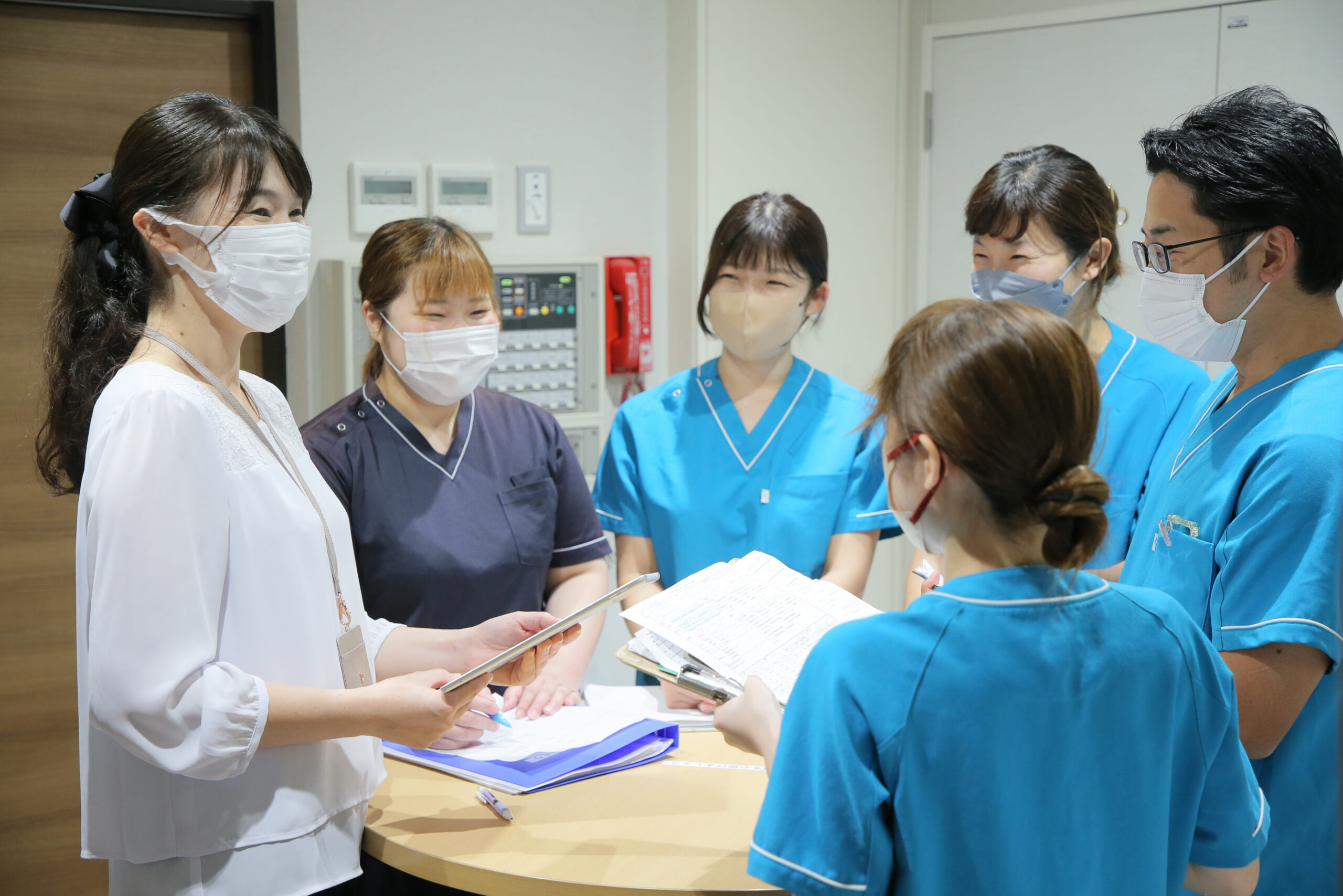 静岡県藤枝市にある医療対応型サービス付き高齢者向け住宅・医療対応型ホーム リヤンドファミーユで働く職員