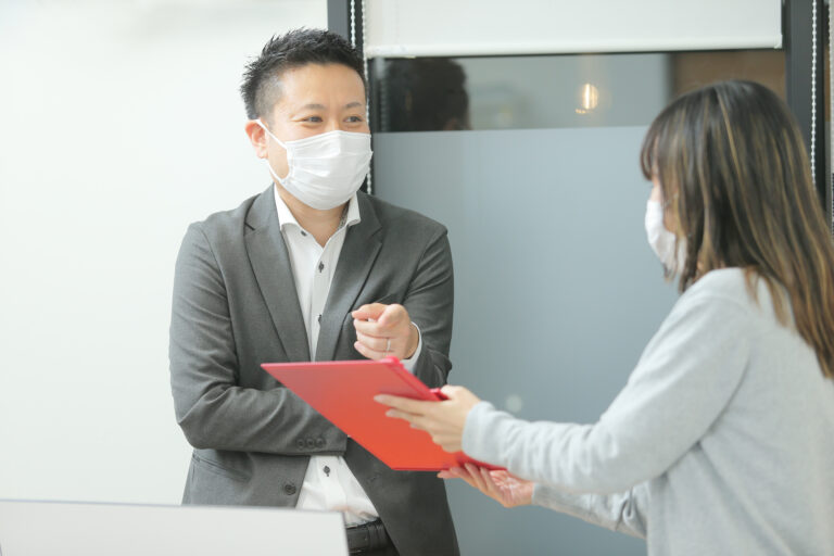 全国に医療対応型ホームを展開するリヤンド-絆-で働くスーパーバイザー