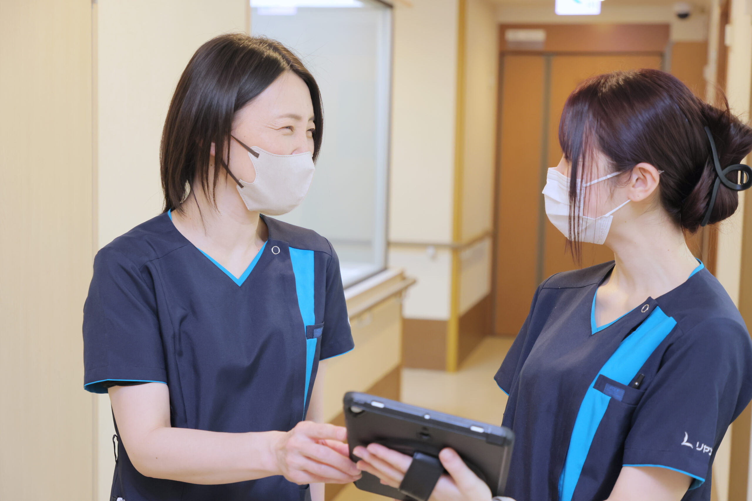 2024年9月荻窪駅近隣にリニューアルオープンしたリヤンド-絆-荻窪で働く看護師