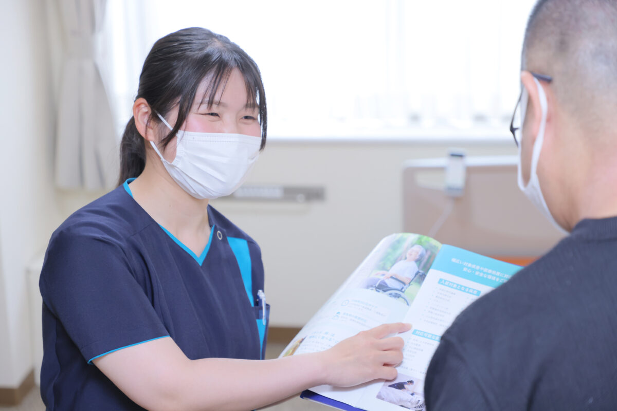 東京都杉並区・荻窪駅近隣に2024年9月にオープンしたリヤンド-絆-荻窪で働く地域連携看護師