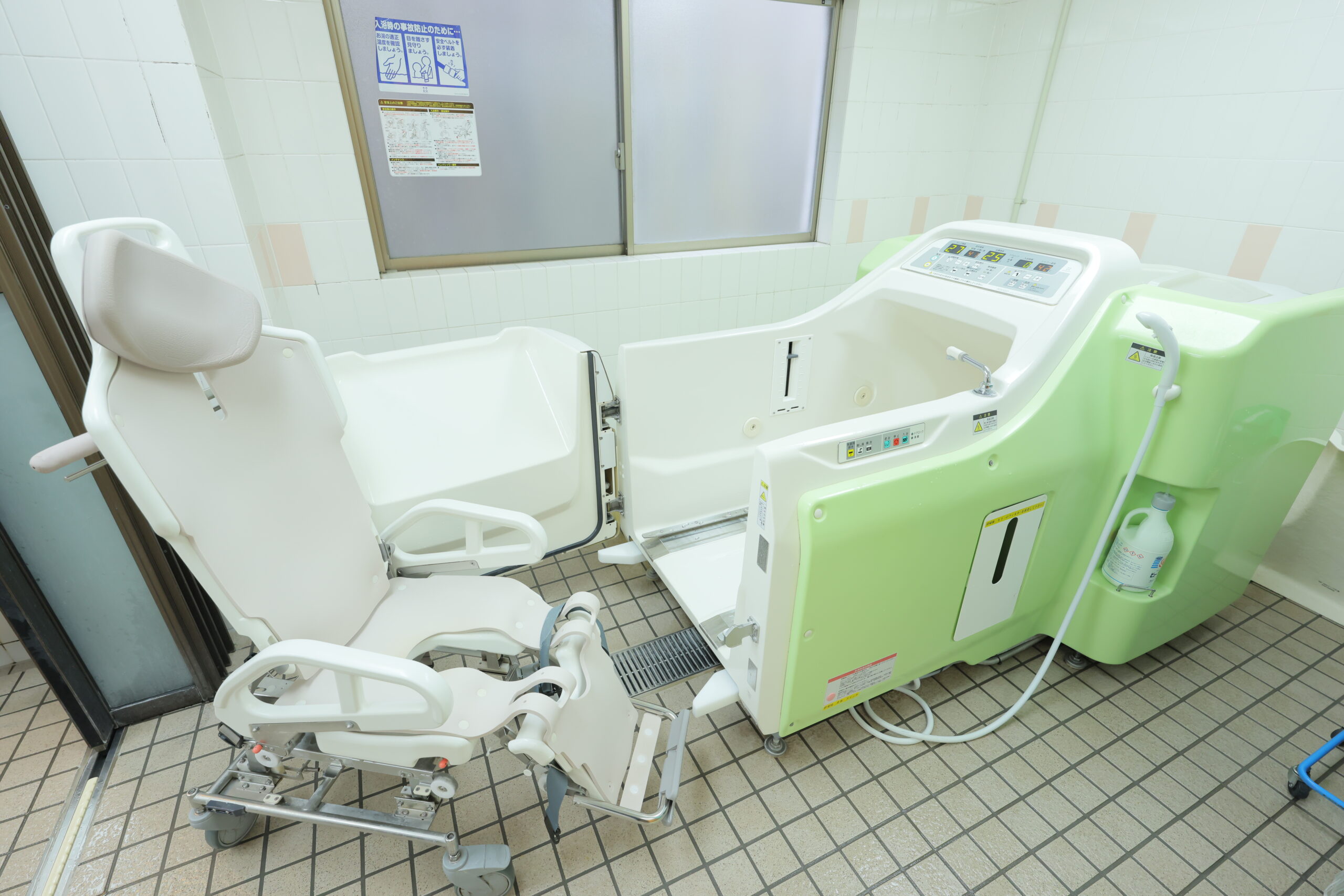 東京都杉並区・荻窪駅近隣に2024年9月にオープンしたリヤンド-絆-荻窪　機械浴